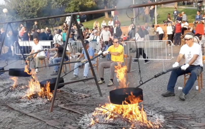 VIDEO - Alla Gran Castagnata di San Salvatore con la presidente della sezione CAI Renata Maritano